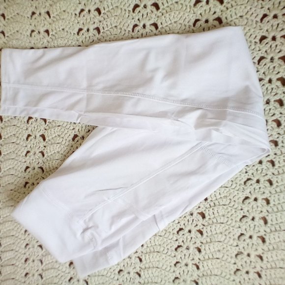 Ultra High Rise Leggings - White - pockets - Picture 1 of 4